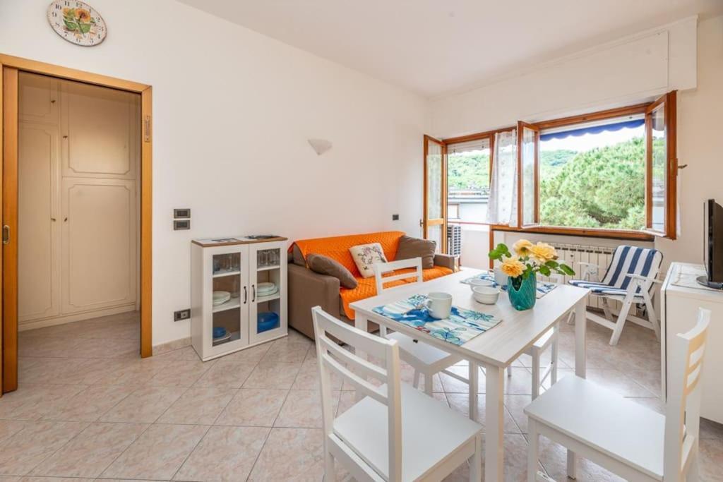 Apartment Ambra Marina, La Casa Tra I Pini A Rapallo! *